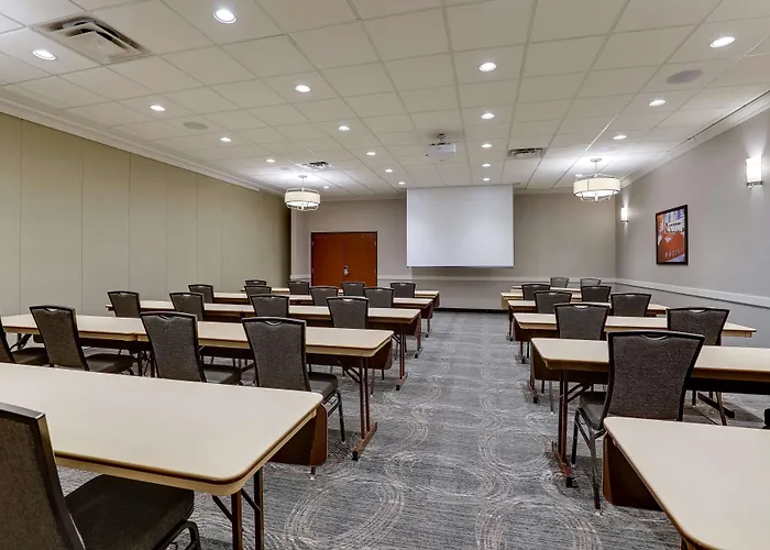 Drury & Airport Hotel